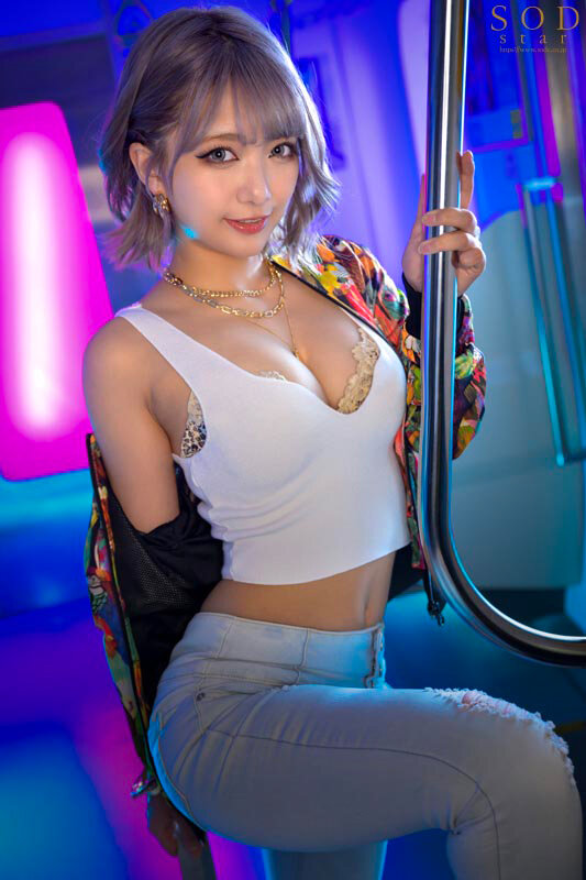 ★甘S家出巨乳ギャル星乃莉子 / 最終電車パンチラ盗撮バレで家寄生され3P騎乗位連続搾精